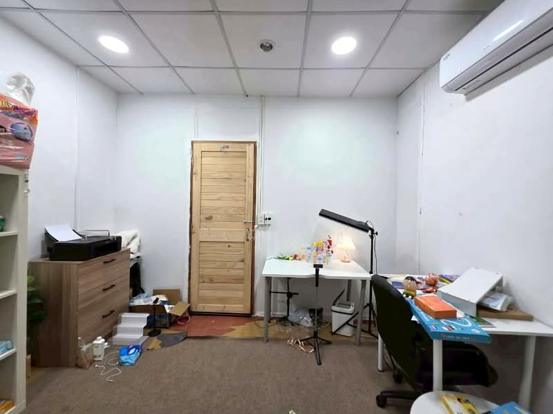 Nakkila Laem Thong Village, Bangkok, Saphan Sung, Saphan Sung, Bangkok, 2 Bedrooms, 45 sqm, Semi-Detached House (Twin House) For Sale, by Lalida Phiangsungnoen, 500199642 - DDproperty.com