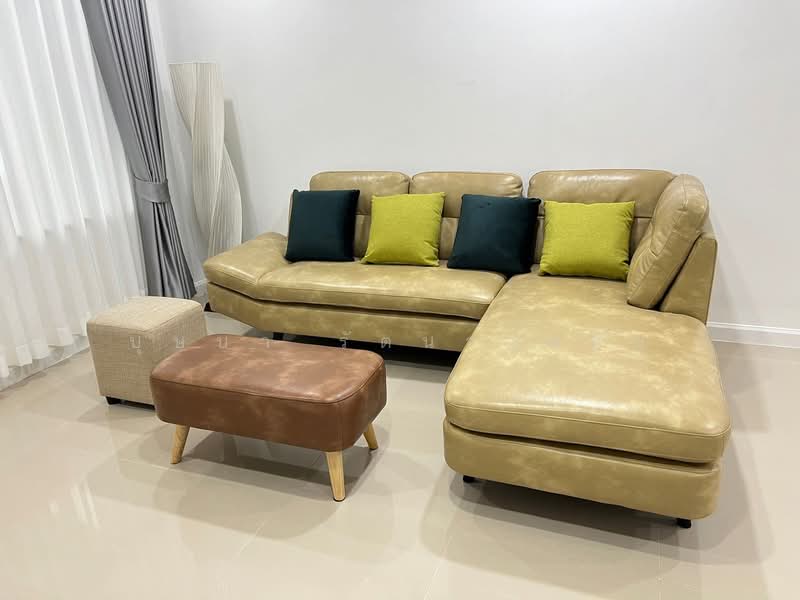 Townplus On Nut, Bangkok, On Nut - Ladkrabang Road, Lat Krabang, Lat Krabang, Bangkok, 3 Bedrooms, 150 sqm, Townhouse For Rent, by บุษบา รัตนวงษ์ชัย, 500199676 - DDproperty.com