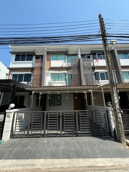 Townplus On Nut, Bangkok, On Nut - Ladkrabang Road, Lat Krabang, Lat Krabang, Bangkok, 3 Bedrooms, 150 sqm, Townhouse For Rent, by บุษบา รัตนวงษ์ชัย, 500199676 - DDproperty.com