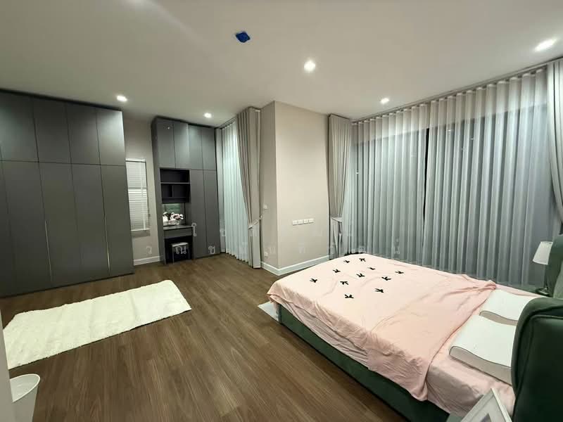 Bangkok Boulevard Srinakarin-Bangna, Samut Prakan, Nam Daeng-Bang Phli Road, Bang Kaeo, Bang Plee, Samut Prakan, 4 Bedrooms, 299 sqm, Single Detached House For Rent, by โชติพัฒน์ วณิชนันทิวัฒน์, 500199684 - DDproperty.com