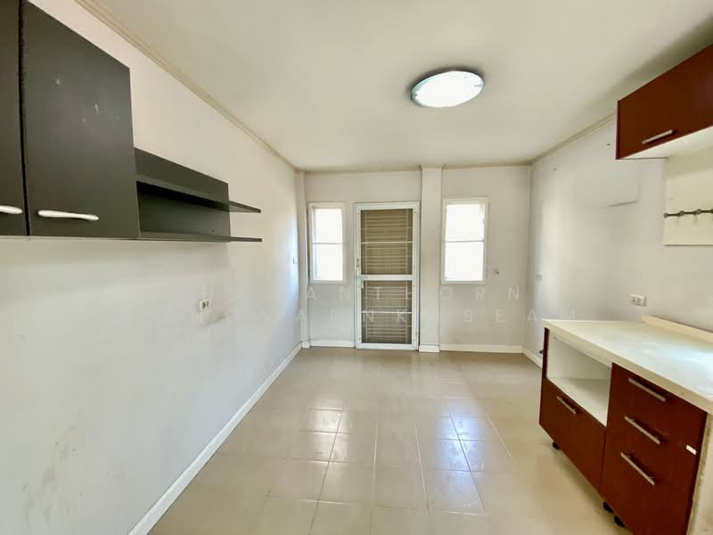 Supalai Garden Ville Wongwaen-Lumlukka Klong 3, Pathum Thani, Phahonyothin Road, Khu Khot, Lam Luk Ka, Pathum Thani, 3 Bedrooms, 171 sqm, Single Detached House For Rent, by Thananthorn Wongvarnkaseam, 500199686 - DDproperty.com