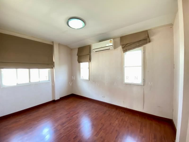 Supalai Garden Ville Wongwaen-Lumlukka Klong 3, Pathum Thani, Phahonyothin Road, Khu Khot, Lam Luk Ka, Pathum Thani, 3 Bedrooms, 171 sqm, Single Detached House For Rent, by Thananthorn Wongvarnkaseam, 500199686 - DDproperty.com