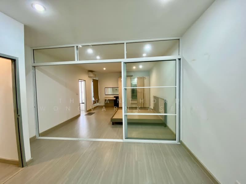 Sammakorn Avenue Ramintra-Wongwaen, Bangkok, Kanchanaphisek Road, Tha Rang, Bang Khen, Bangkok, 3 Bedrooms, 194 sqm, Townhouse For Rent, by Thananthorn Wongvarnkaseam, 500199688 - DDproperty.com