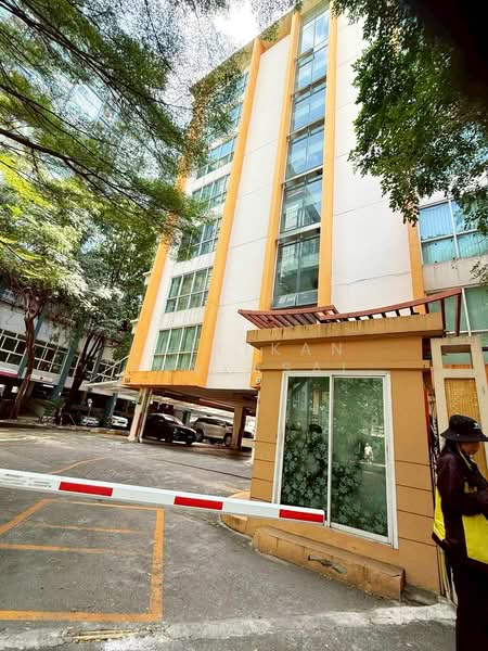 PG Rama 9, Bangkok, 98 Rama 9 Road, Huai Khwang, Huai Khwang, Bangkok, 1 Bedroom, 60 sqm, Condo For Rent, by Lalitkan Panyasai, 500199702 - DDproperty.com