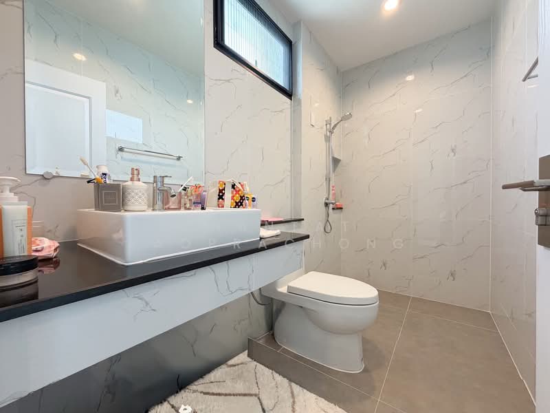 Sivarom Hyde Sathorn - Bangkae, Bangkok, 119 Lak Song Subdistrict, Lak Song, Bang Khae, Bangkok, 4 Bedrooms, 362 sqm, Single Detached House For Sale, by Chantat Raoprachong, 500199709 - DDproperty.com