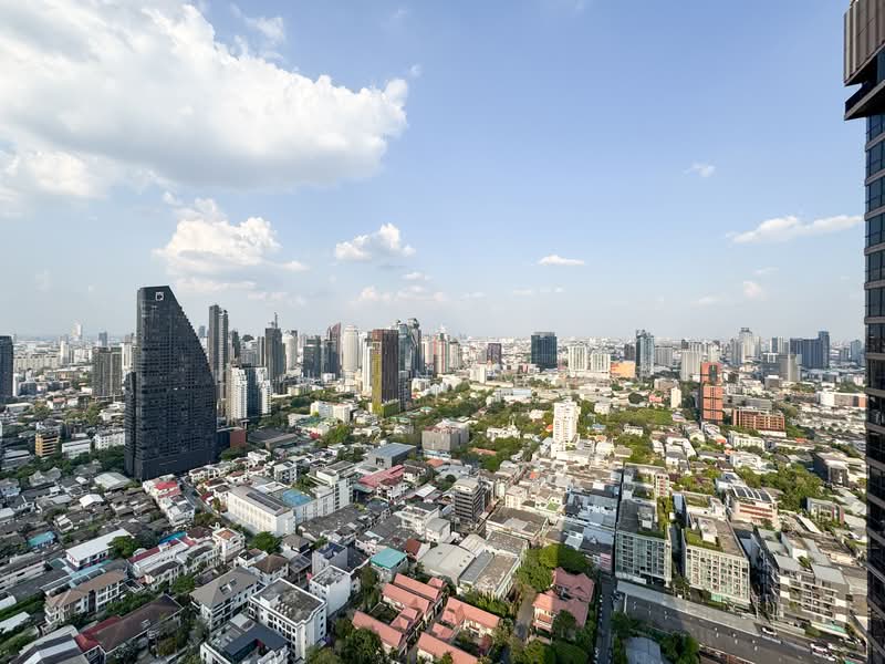 Oka Haus Sukhumvit 36, Bangkok, 3399 Rama 4 Road, Khong Tan, Khlong Toei, Bangkok, 1 Bedroom, 35 sqm, Condo For Rent, by Khun Namfon, 500199721 - DDproperty.com