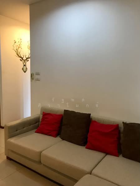 Villa Sathorn, Bangkok, 5 KrungThonBuri Road, Khlong Ton Sai, Khlong San, Bangkok, 1 Bedroom, 56 sqm, Condo For Rent, by Rattapon Sivamok, 500199725 - DDproperty.com