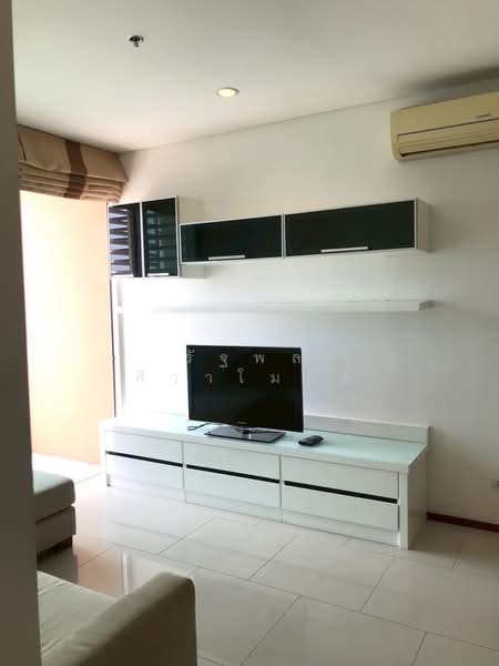 Villa Sathorn, Bangkok, 5 KrungThonBuri Road, Khlong Ton Sai, Khlong San, Bangkok, 1 Bedroom, 56 sqm, Condo For Rent, by Rattapon Sivamok, 500199725 - DDproperty.com