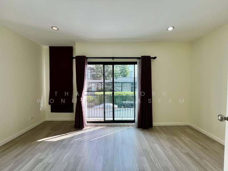 Patio Srinakarin-Rama 9, Bangkok, Krungthep Kreetha Road, Hua Mak, Bang Kapi, Bangkok, 4 Bedrooms, 190 sqm, Townhouse For Sale, by Thananthorn Wongvarnkaseam, 500199735 - DDproperty.com