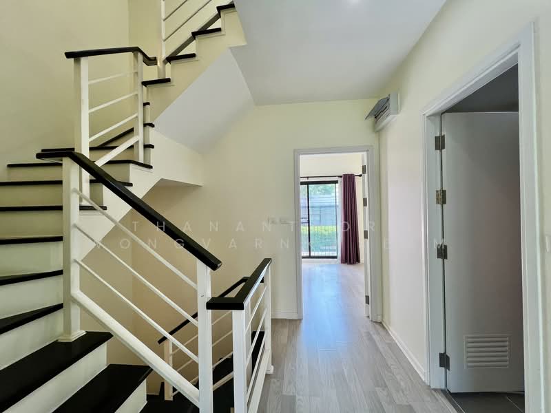 Patio Srinakarin-Rama 9, Bangkok, Krungthep Kreetha Road, Hua Mak, Bang Kapi, Bangkok, 4 Bedrooms, 190 sqm, Townhouse For Sale, by Thananthorn Wongvarnkaseam, 500199735 - DDproperty.com