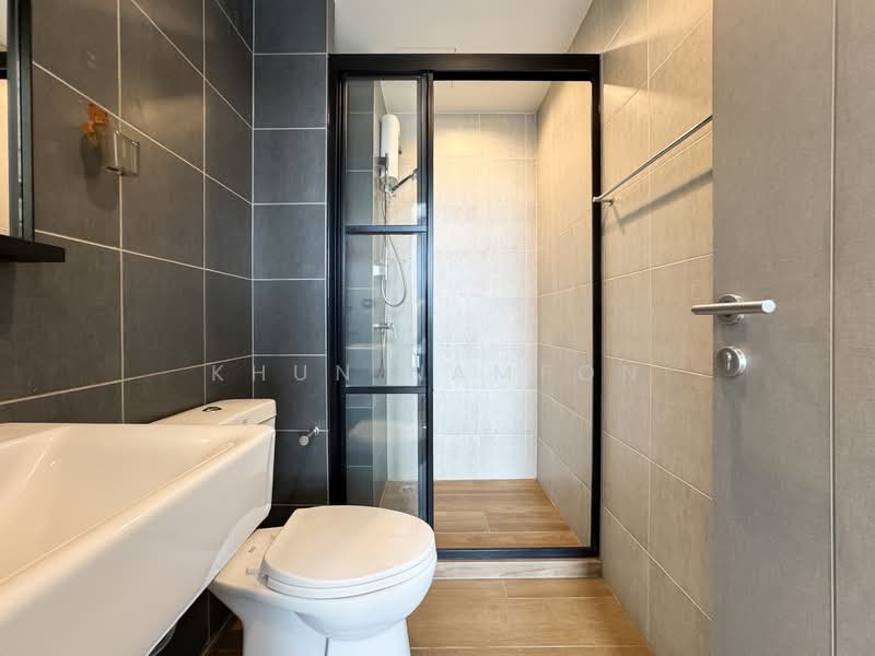 The Base Garden Rama 9, Bangkok, 18 Rama 9 Road, Hua Mak, Bang Kapi, Bangkok, 1 Bedroom, 32 sqm, Condo For Rent, by Khun Namfon, 500199736 - DDproperty.com