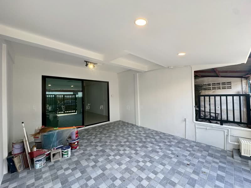 ขายทาวน์เฮาส์ สภาพใหม่กริบ พร้อมเข้าอยู่, Bangkok, Bang Khae, Bang Khae, Bangkok, 2 Bedrooms, 110 sqm, Townhouse For Sale, by บุญชู อัศวฤทธิพรหม์, 500199740 - DDproperty.com