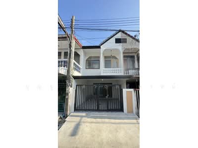 ขาย - ขายทาวน์เฮาส์ สภาพใหม่กริบ พร้อมเข้าอยู่, กรุงเทพ