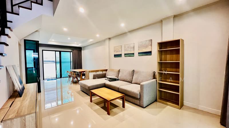 Supalai Essence Ladprao, Bangkok, Soi Ladprao 107, Khlong Chan, Bang Kapi, Bangkok, 3 Bedrooms, 181 sqm, Single Detached House For Sale, by Thananthorn Wongvarnkaseam, 500199762 - DDproperty.com