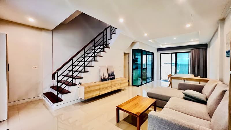 Supalai Essence Ladprao, Bangkok, Soi Ladprao 107, Khlong Chan, Bang Kapi, Bangkok, 3 Bedrooms, 181 sqm, Single Detached House For Sale, by Thananthorn Wongvarnkaseam, 500199762 - DDproperty.com