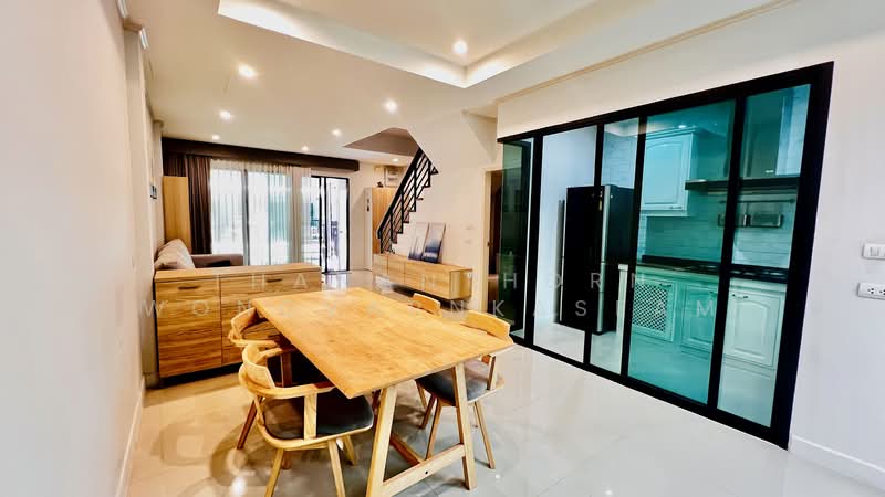 Supalai Essence Ladprao, Bangkok, Soi Ladprao 107, Khlong Chan, Bang Kapi, Bangkok, 3 Bedrooms, 181 sqm, Single Detached House For Sale, by Thananthorn Wongvarnkaseam, 500199762 - DDproperty.com