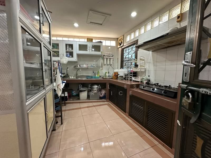 Tararom Ramkhamhaeng 150, Bangkok, Soi Ramkhamhaeng 150, Saphan Sung, Saphan Sung, Bangkok, 5 Bedrooms, 300 sqm, Single Detached House For Sale, by HOME Real Estate Service, 500199784 - DDproperty.com