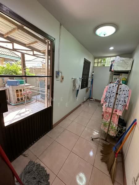 Tararom Ramkhamhaeng 150, Bangkok, Soi Ramkhamhaeng 150, Saphan Sung, Saphan Sung, Bangkok, 5 Bedrooms, 300 sqm, Single Detached House For Sale, by HOME Real Estate Service, 500199784 - DDproperty.com