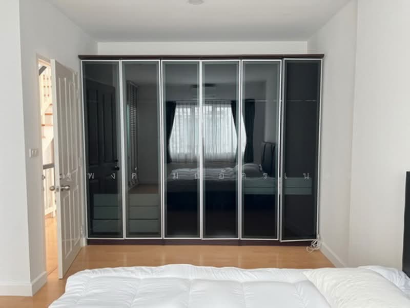 Townplus On Nut, Bangkok, On Nut - Ladkrabang Road, Lat Krabang, Lat Krabang, Bangkok, 3 Bedrooms, 150 sqm, Townhouse For Rent, by นัฐพงค์ มณีอัครเนตร, 500199786 - DDproperty.com