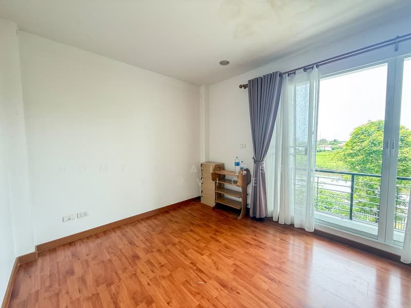 Baan Klang Muang S-Sense Onnuch-Wongwan, Bangkok, Lat Krabang Road, Lat Krabang, Lat Krabang, Bangkok, 3 Bedrooms, 180 sqm, Townhouse For Sale, by HOME Real Estate Service, 500199789 - DDproperty.com