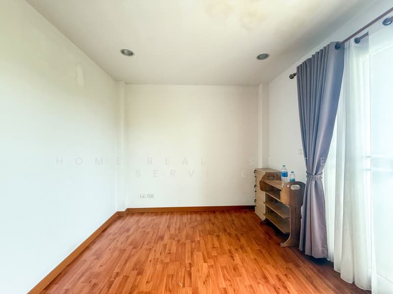 Baan Klang Muang S-Sense Onnuch-Wongwan, Bangkok, Lat Krabang Road, Lat Krabang, Lat Krabang, Bangkok, 3 Bedrooms, 180 sqm, Townhouse For Sale, by HOME Real Estate Service, 500199789 - DDproperty.com