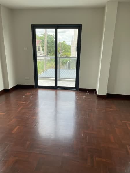 บ้านร่มฤดี ร่มเกล้า 25/5, กรุงเทพ, คลองสามประเวศ, ลาดกระบัง, กรุงเทพ, 280 ตร.ม., บ้านเดี่ยว ขาย, โดย HOME Real Estate Service, 500199798 - DDproperty.com