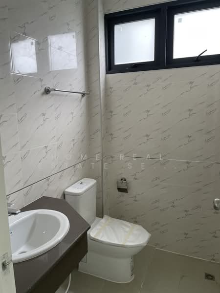 Baan Romrudee Romklao 25/5, Bangkok, Khlong Sam Prawet, Lat Krabang, Bangkok, 4 Bedrooms, 280 sqm, Single Detached House For Sale, by HOME Real Estate Service, 500199798 - DDproperty.com