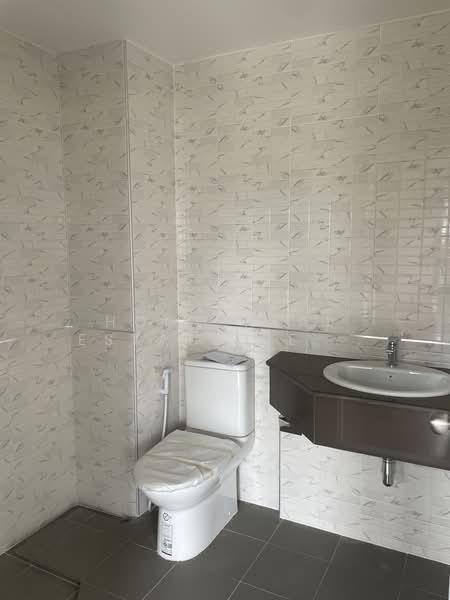 Baan Romrudee Romklao 25/5, Bangkok, Khlong Sam Prawet, Lat Krabang, Bangkok, 4 Bedrooms, 280 sqm, Single Detached House For Sale, by HOME Real Estate Service, 500199798 - DDproperty.com