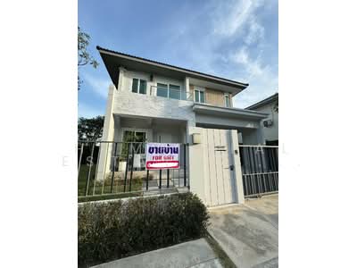 ขาย - มัณฑนา 2 มอเตอร์เวย์ - กรุงเทพกรีฑาตัดใหม่ : Mantana 2 Motorway - New Krungthepkreetha, กรุงเทพ