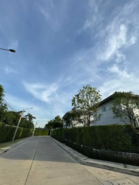 Mantana 2 Motorway - New Krungthepkreetha, Bangkok, Manthana 2 Motorway-New Krungthep Kreetha Intersection, Phatthanakan Road 4, Khlong Song Ton Nun, Lat Krabang, Bangkok, 3 Bedrooms, 151 sqm, Single Detached House For Sale, by HOME Real Estate Service, 500199804 - DDproperty.com