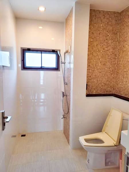 Perfect Place Phatthanakan-Srinakarin, Bangkok, 7/24 On Nut 80 Yaek 5, Prawet, Prawet, Bangkok, 3 Bedrooms, 173 sqm, Single Detached House For Sale, by HOME Real Estate Service, 500199813 - DDproperty.com