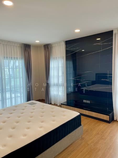 Centro Bangna, Samut Prakan, 111 Soi 3, Bang Kaeo, Bang Plee, Samut Prakan, 4 Bedrooms, 282 sqm, Single Detached House For Sale, by HOME Real Estate Service, 500199826 - DDproperty.com