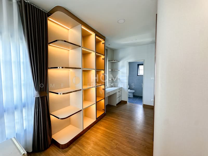 Centro Bangna, Samut Prakan, 111 Soi 3, Bang Kaeo, Bang Plee, Samut Prakan, 4 Bedrooms, 300 sqm, Single Detached House For Sale, by HOME Real Estate Service, 500199831 - DDproperty.com