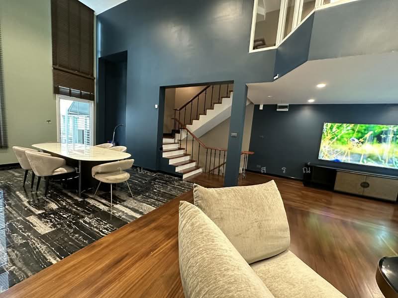 Baan Klang Krung Thonglor : บ้านกลางกรุงทองหล่อ, กรุงเทพ, 55 ซอยสุขุมวิท 55, คลองตันเหนือ, วัฒนา, กรุงเทพ, 370 ตร.ม., ทาวน์เฮ้าส์ ขาย, โดย ปราบ ถิรานุสรณ์, 500199852 - DDproperty.com