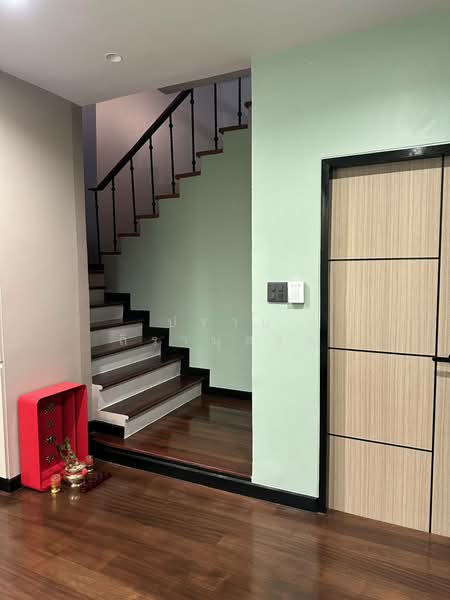 Baan Klang Krung Thonglor : บ้านกลางกรุงทองหล่อ, กรุงเทพ, 55 ซอยสุขุมวิท 55, คลองตันเหนือ, วัฒนา, กรุงเทพ, 370 ตร.ม., ทาวน์เฮ้าส์ ขาย, โดย ปราบ ถิรานุสรณ์, 500199852 - DDproperty.com