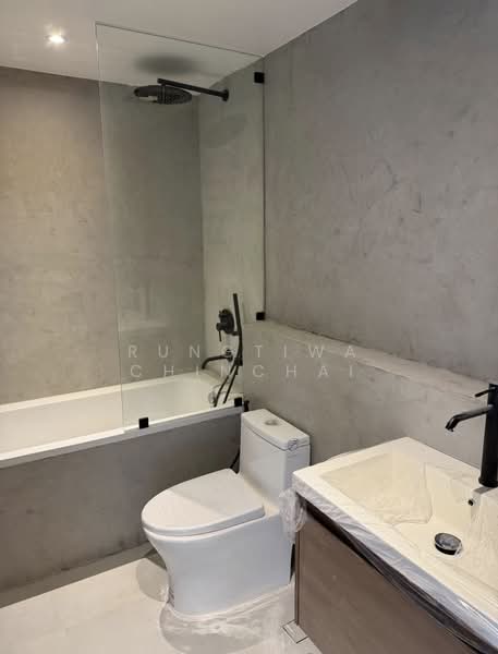 Richmond Palace, Bangkok, Soi Sukhumvit 43 Sukhumvit Road, Khlong Tan Nua, Watthana, Bangkok, 3 Bedrooms, 143 sqm, Condo For Rent, by Rungtiwa Chinchai, 500199868 - DDproperty.com