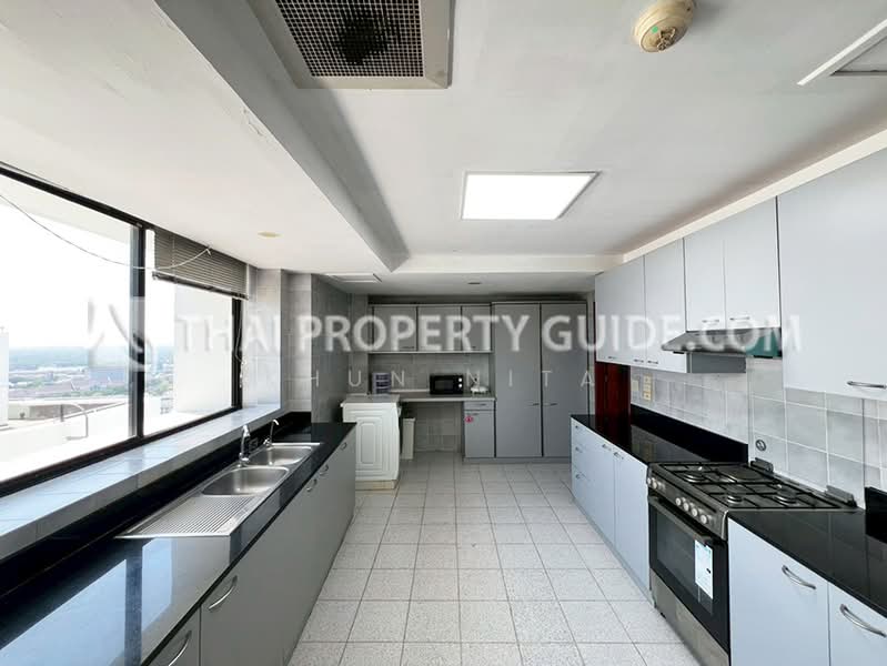 President Park Sukhumvit 24, Bangkok, 99 Sukhumvit 24 Alley, Khlongtoei Nua, Watthana, Bangkok, 3 Bedrooms, 263 sqm, Condo For Rent, by Khun Nita, 500199881 - DDproperty.com
