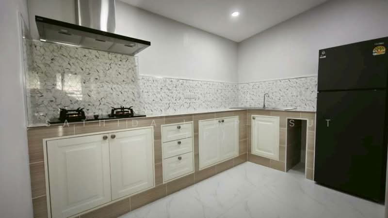 Pattaya Lagoon Village, Chon Buri (Pattaya), Nong Pru, Bang Lamung (Pattaya), Chon Buri (Pattaya), 4 Bedrooms, 250 sqm, Single Detached House For Rent, by Sathida Limphasut (App), 500199884 - DDproperty.com