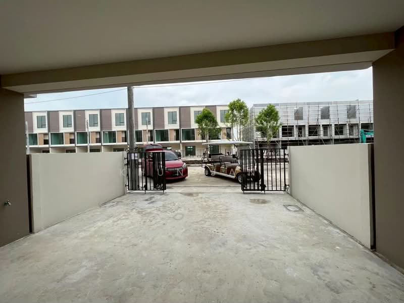 Altitude Kraf Bangna : อัลติจูด คราฟ บางนา, สมุทรปราการ, 159 หมู่ 12 ถนน เลียบคลองหลวงแพ่ง, บางแก้ว, บางพลี, สมุทรปราการ, 168 ตร.ม., ทาวน์เฮ้าส์ ให้เช่า, โดย Khun Jane, 500199898 - DDproperty.com