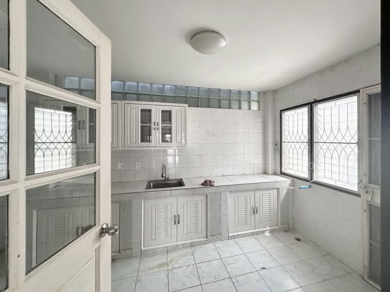 บ้านเดี่ยวลาดพร้าว ลาดปลาเค้า10, Bangkok, Chorake Bua, Lat Phrao, Bangkok, 4 Bedrooms, 200 sqm, Single Detached House For Sale, by Jakkrit Nilchoo, 500199929 - DDproperty.com