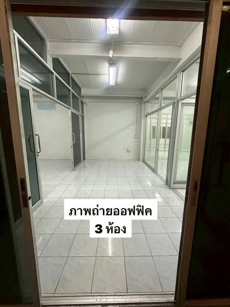 For Rent - ให้เช่าโรงงาน ผังสีเหลือง พร้อมที่พัก ขอใบ รงได้ 3,500 ตรม. ชลบุรี (TW8-08826), Chon Buri (Pattaya)