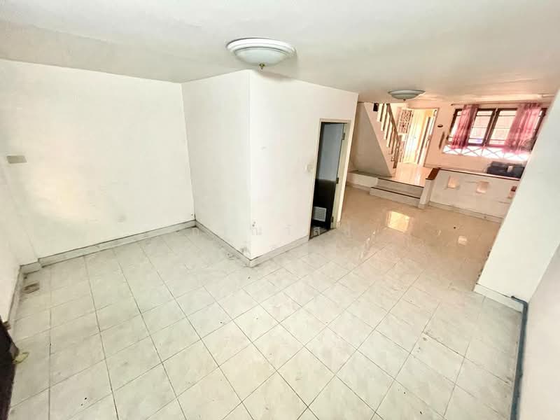 ขาย ทาวน์เฮ้าส์ หมู่บ้านศุภาวัฒน์ บ้านกลาง ปทุมธานี, ปทุมธานี, บ้านกลาง, เมืองปทุมธานี, ปทุมธานี, 90 ตร.ม., ทาวน์เฮ้าส์ ขาย, โดย กรณวัสส์ กัณฑวัสส์วงส์, 500199960 - DDproperty.com