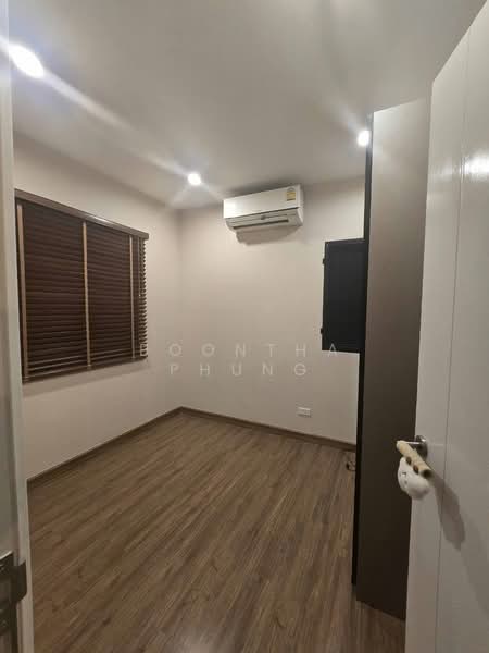 Natura Trend Rattanathibet-Ratchapruek, Nonthaburi, 11 Soi Bang Len 21, Bang Len, Bang Yai, Nonthaburi, 3 Bedrooms, 140 sqm, Townhouse For Rent, by Boontha Phung, 500199979 - DDproperty.com