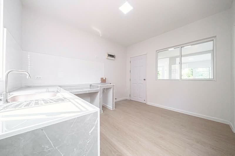 Passorn Prestige Onnut, Bangkok, Chaloem Phrakiat Rama 9 Road, Prawet, Prawet, Bangkok, 3 Bedrooms, 194 sqm, Single Detached House For Sale, by Angsanaporn D, 500199986 - DDproperty.com