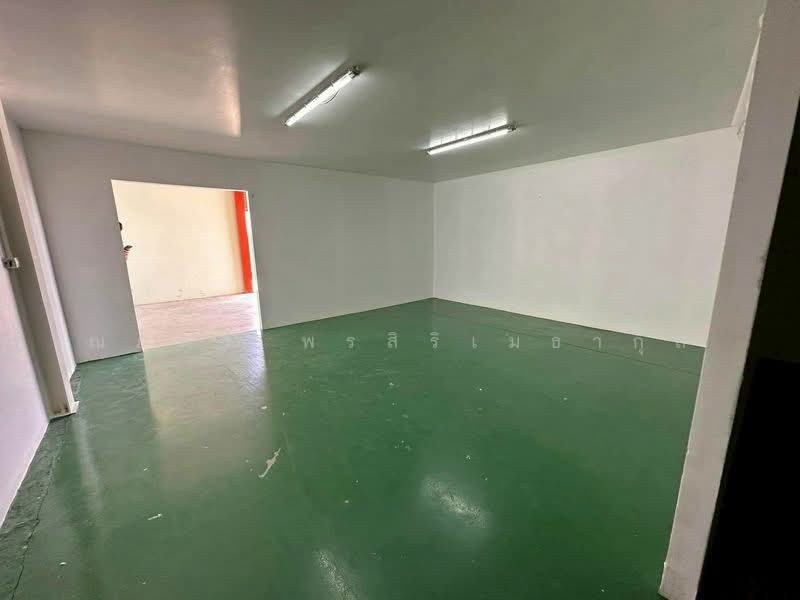 ให้เช่าโกดัง สามารถทำโรงงานได้ พร้อมใช้งาน ติดถนนกาญจนาภิเษก ลาดหลุมแก้ว ปทุมธานี (TW8-09226), ปทุมธานี, คลองพระอุดม, ลาดหลุมแก้ว, ปทุมธานี, 240 ตร.ม., โกดัง-โรงงาน ให้เช่า, โดย ณภัทร พรสิริเมธากุล, 500200006 - DDproperty.com