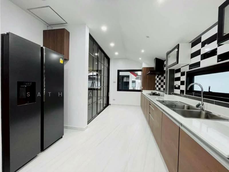 Plenary Park Pattaya, Chon Buri (Pattaya), Nong Pru, Bang Lamung (Pattaya), Chon Buri (Pattaya), 3 Bedrooms, 220 sqm, Single Detached House For Sale, by Sathida Limphasut (App), 500200019 - DDproperty.com