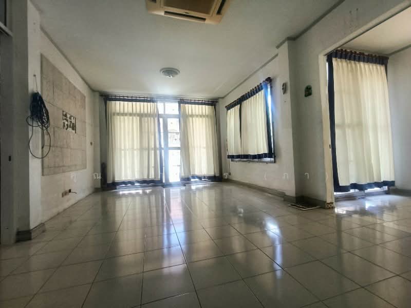 Vararom Lakeview, Samut Prakan, Bang Phli-Tamru Road, Bangphli Yai, Bang Plee, Samut Prakan, 3 Bedrooms, 180 sqm, Single Detached House For Sale, by คุณ วิภาพร (ภา), 500200037 - DDproperty.com