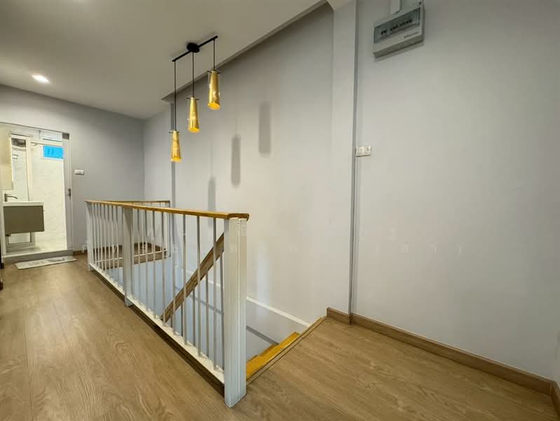 หมู่บ้านดอนเมืองวิลล่า (Donmueang Villa), Bangkok, Si Khan, Don Mueang, Bangkok, 4 Bedrooms, 150 sqm, Semi-Detached House (Twin House) For Sale, by คุณ ณิชาพัฏฐ์ ภัทรธนทรัพย์ (สา), 500200091 - DDproperty.com