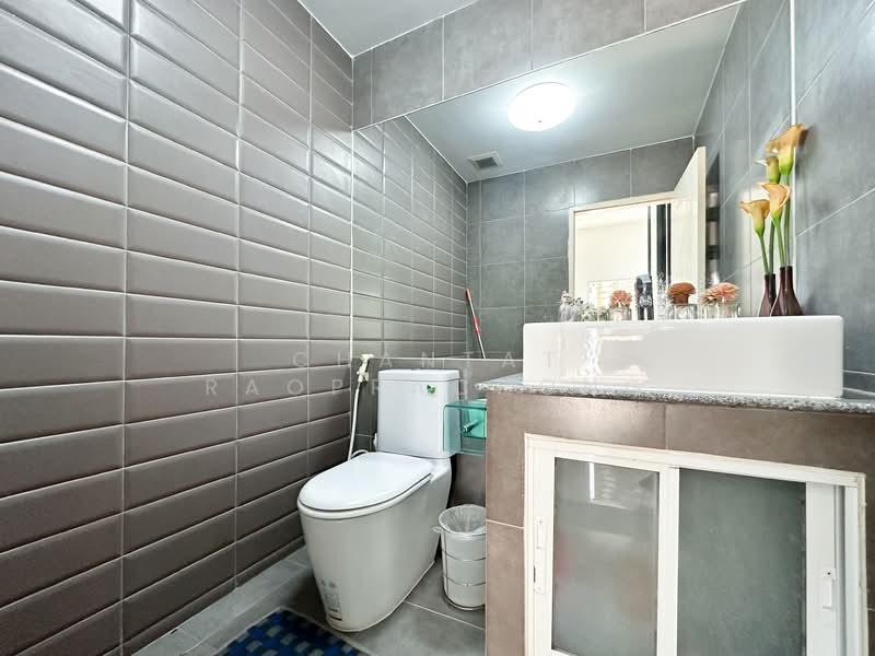 Pattra Mo Town, Nonthaburi, Chaeng Watthana Road, Soi 19, Bang Phut, Pak Kret, Nonthaburi, 3 Bedrooms, 230 sqm, Townhouse For Sale, by Chantat Raoprachong, 500200098 - DDproperty.com