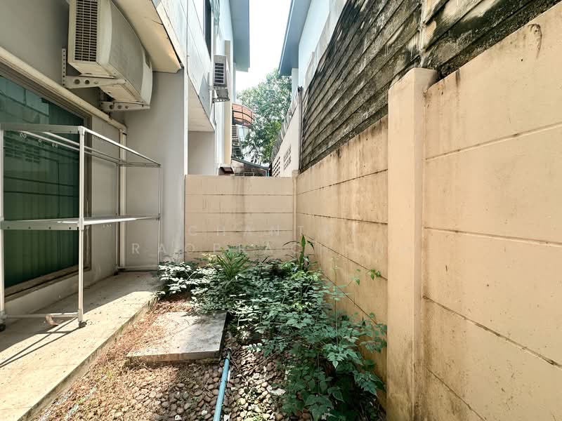 Pattra Mo Town : ภัทร โมทาวน์, นนทบุรี, ถนนแจ้งวัฒนะ ซอย 19, บางพูด, ปากเกร็ด, นนทบุรี, 230 ตร.ม., ทาวน์เฮ้าส์ ขาย, โดย Chantat Raoprachong, 500200098 - DDproperty.com